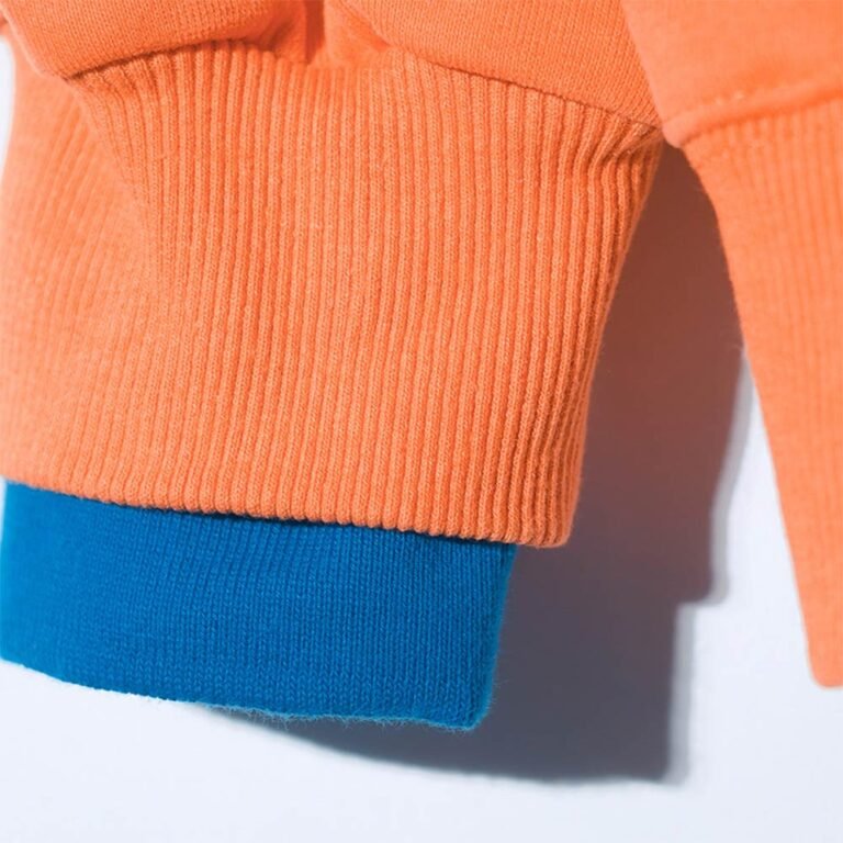 Feel fur font sweater (3)